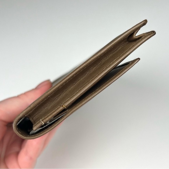 Givenchy Long Wallet - Picture 3 of 9